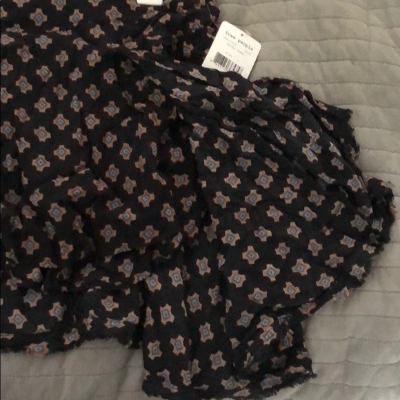 NWT Free People Flowy Skater Style asymmetrical skirt. Size 6. - Picture 11 of 15